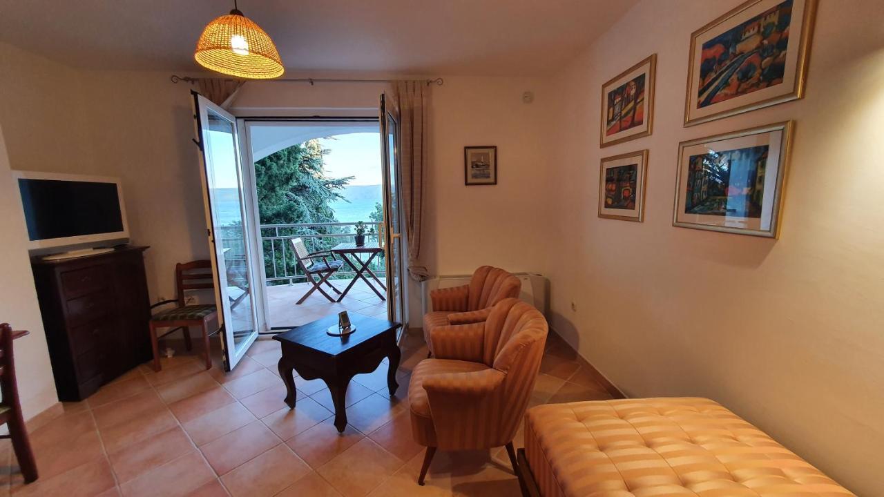 Sea Side Apartments 4* Novi Vinodolski Exterior photo