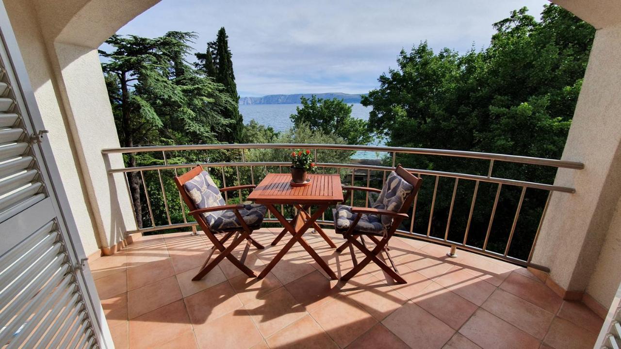 Sea Side Apartments 4* Novi Vinodolski Exterior photo