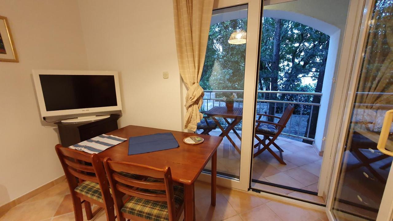 Sea Side Apartments 4* Novi Vinodolski Exterior photo