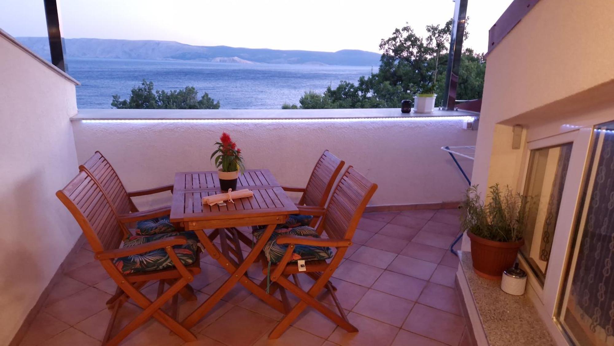 Sea Side Apartments 4* Novi Vinodolski Exterior photo
